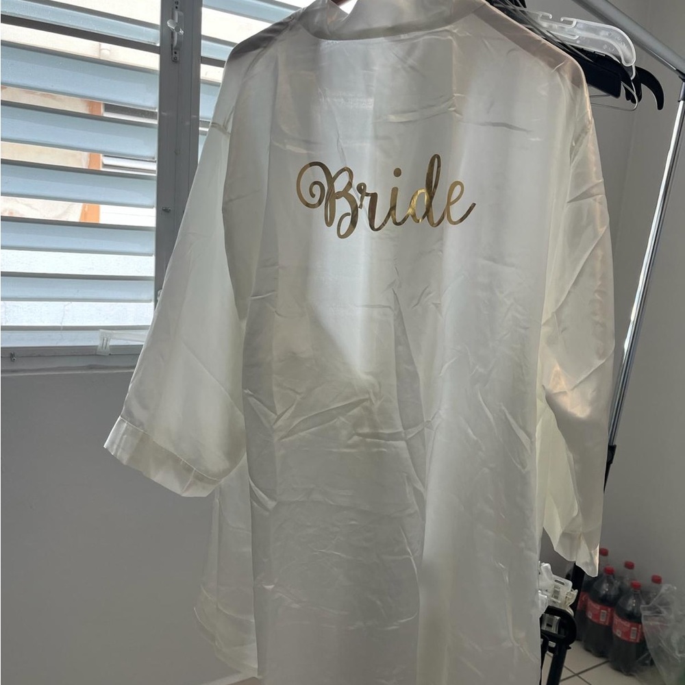 Bride Robe plus size - Picture 3 of 5